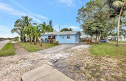 400 SW 14th Pl, Deerfield Beach, FL 33441