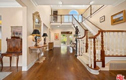 332 S Mccarty Dr, Beverly Hills, CA 90212