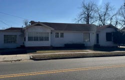 404 E Stewart Ave, Opp, AL 36467