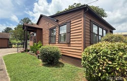 1614 Norwood Street SW, Lenoir, NC 28645