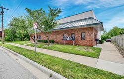 903 E Park Street, Olathe, KS 66061