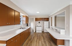 5804 N Maple St, Spokane, WA 99205