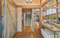 N1542 N Creekside Ln, Lake Geneva, WI 53147