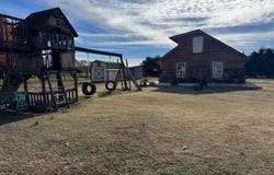 895 Lawrence 2150, Wentworth, MO 64873