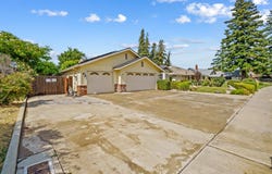 2144 E Iris Avenue, Visalia, CA 93292