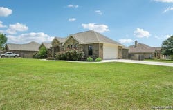 1499 Prairie Flower, Seguin, TX 78155