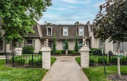 10734 Glenwood Street, Overland Park, KS 66211