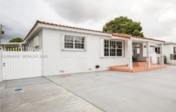 188 E 59th St, Hialeah, FL 33013