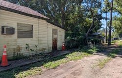 38752 3RD AVENUE, ZEPHYRHILLS, FL 33542