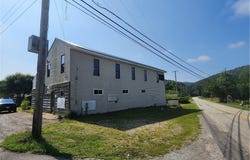 10 E 3RD AVENUE, Conemaugh/Young Twps - IND, PA 15725
