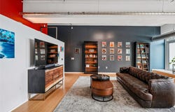 111 10th Street, Des Moines, IA 50309