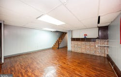 222 COLLINGDALE AVENUE, COLLINGDALE, PA 19023
