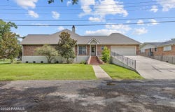 302 N Geoffroy Street, Erath, LA 70533
