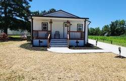 2040 Arrowhead Road, Dunn, NC 28334