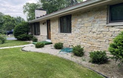 1260 Westbrooke Pkwy, Waukesha, WI 53186
