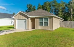 3869 Second Avenue, Laurel Hill, FL 32567