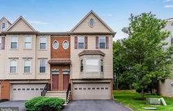 6304 CREEKBEND DRIVE, MECHANICSBURG, PA 17050
