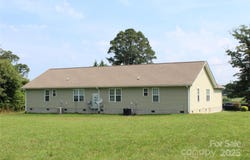 544 Tracy Grove Road, Flat Rock, NC 28731