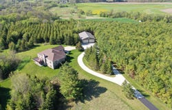 N5194 Blue Valley Rd, Hartford, WI 53027