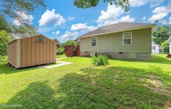 300 W 5th Street, Trenton, TN 38382