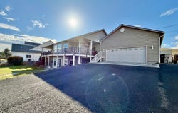 3824 Pleasant View Dr, Clarkston, WA 99403