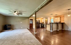 1604 E Chestnut Street, Carthage, MO 64836