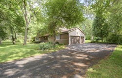 19885 W Pinecrest Ln, New Berlin, WI 53146