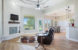 16026 Lake Shore Dr, Lytle, TX 78052