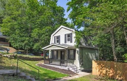 8536 Pershing St, Penn Hills, PA 15235
