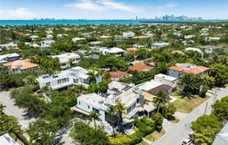 548 Fernwood Rd, Key Biscayne, FL 33149