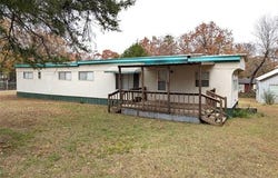 12 N Happy Street, Eufaula, OK 74432