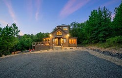 119 Gentry Oak Lane, Broken Bow, OK 74728