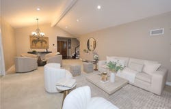 977 Oakhorne, Harbor City, CA 90710