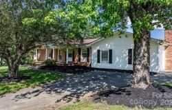2596 SweetBriar Circle, Lenoir, NC 28645