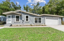 8949 8TH Avenue, Jacksonville, FL 32208
