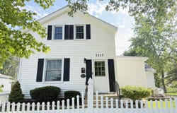 1213 Clinton Avenue, Saint Clair, MI 48079