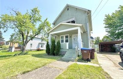 805 Stambaugh Ave, Sharon, PA 16146