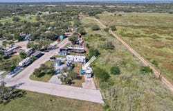 1406 W Corpus Christi St, ROCKPORT, TX 78382