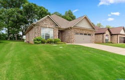 29039 Stonehenge Drive, Toney, AL 35773