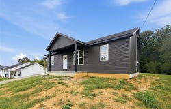 272 School Side Drive, Brandenburg, KY 40108