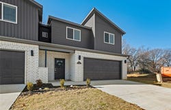 712 Sun Meadows Loop, Centerton, AR 72719