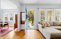 2815 Grinstead Dr, Louisville, KY 40206
