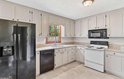 58 6th, Dallas, GA 30157