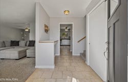 102 Canterbury Rd, Oak Ridge, TN 37830