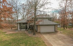 170 Twin Oaks Drive, Lake Ozark, MO 65049