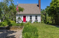 5 Canary Street, Sandwich, MA 02563