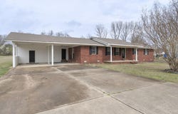 110 W Alabama Street, Beebe, AR 72012