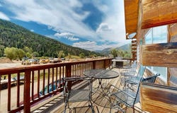 1005 High Street E, Red River, NM 87558