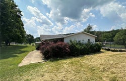 107 Rose Ln, Rimersburg, PA 16248