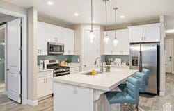 285 N PUERTA Dr, Washington, UT 84780
